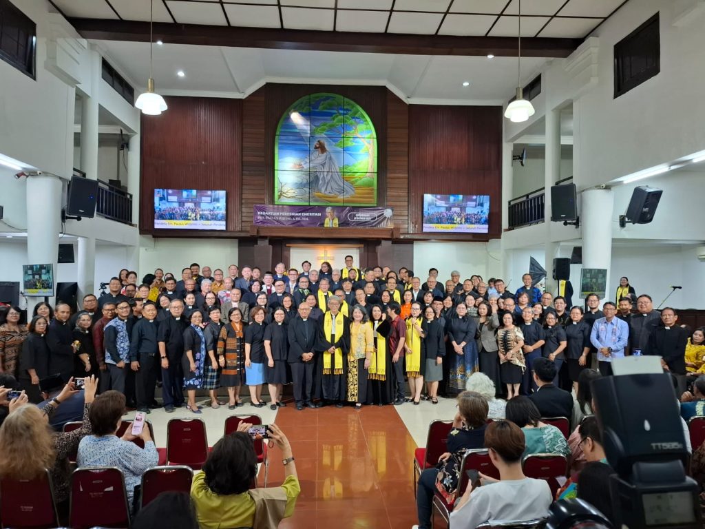 Kebaktian Emeritasi Pdt. Paulus Wijono, S.Th., MM. Di GKP Jemaat Bandung : “Speechless” 2 WhatsApp Image 2025 10 14 at 13.42.28 1